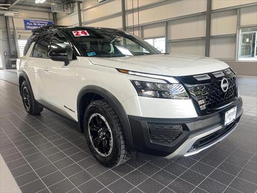 2024 Nissan Pathfinder Rock Creek 4WD