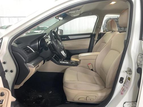 2016 Subaru Legacy Premium