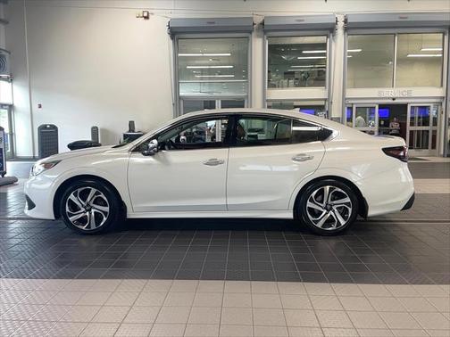 2022 Subaru Legacy Touring XT