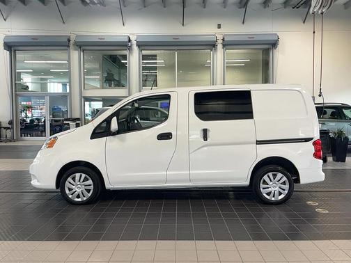 2021 Nissan NV200 SV