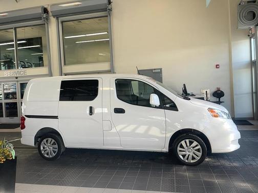 2021 Nissan NV200 SV