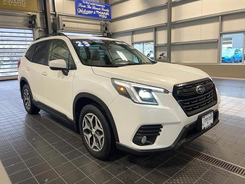 2023 Subaru Forester Premium