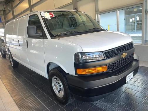 2025 Chevrolet Express 3500 RWD 3500 Extended Wheelbase WT