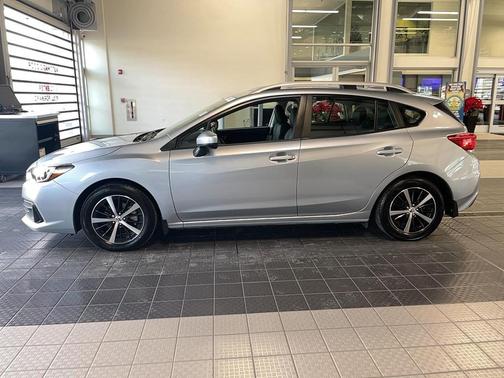 2023 Subaru Impreza Premium