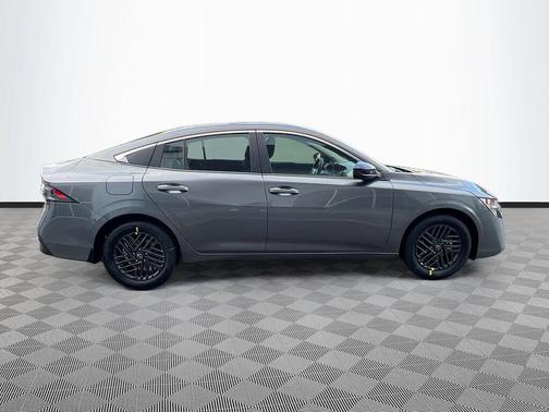 Gun 2026 Nissan Sentra SV