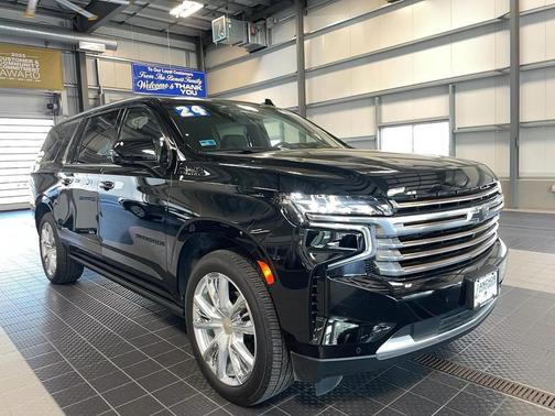 2024 Chevrolet Suburban 4WD High Country