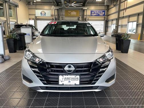 2024 Nissan Versa 1.6 SV