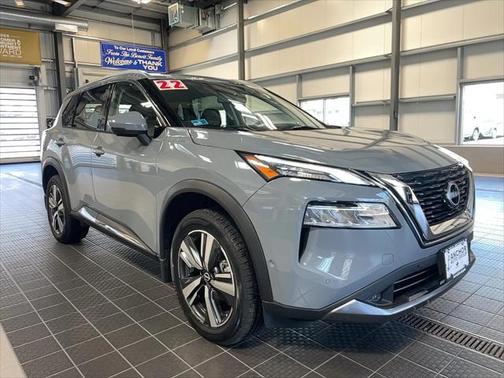2022 Nissan Rogue SL