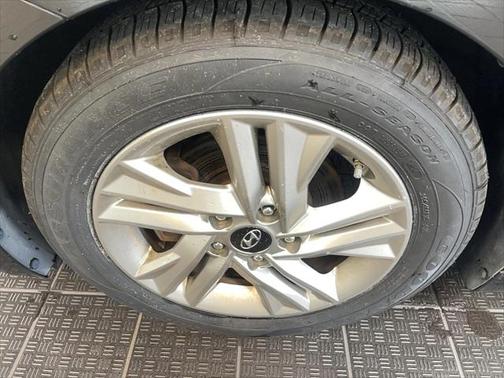 2019 Hyundai ELANTRA Value Edition