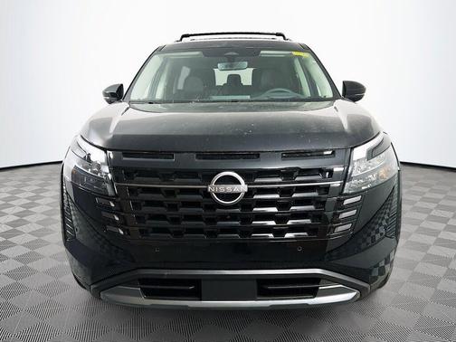 Super Black 2026 Nissan Pathfinder Platinum