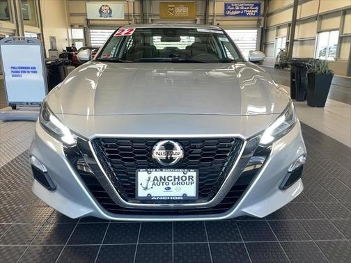 2022 Nissan Altima 2.5 SV