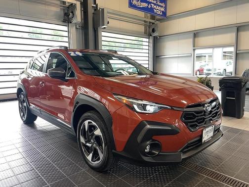 Sun Blaze Pearl 2024 Subaru Crosstrek Limited