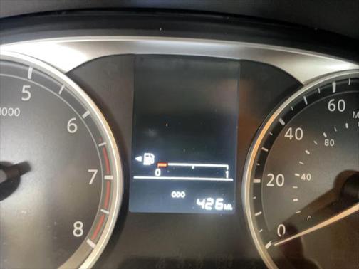 2024 Nissan Versa 1.6 S+
