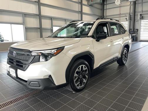 2025 Subaru Forester Base