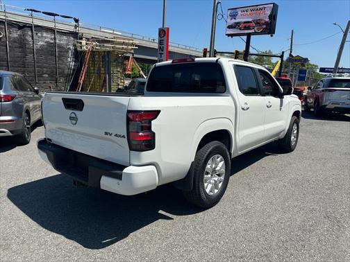 2022 Nissan Frontier SV