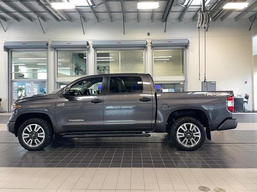 Magnetic Gray Metallic 2019 Toyota Tundra SR5
