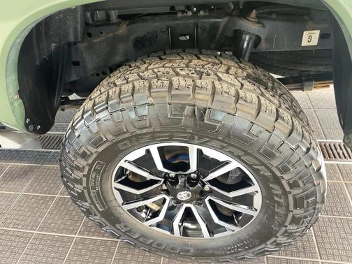 2021 Toyota Tacoma TRD Sport