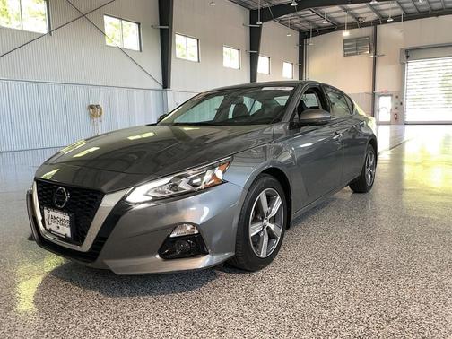 Gun Metallic 2020 Nissan Altima 2.5 SL