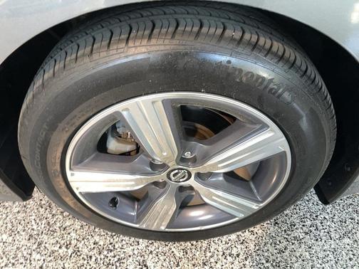 Gun Metallic 2020 Nissan Altima 2.5 SL