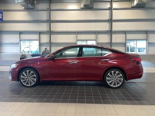 2024 Nissan Altima 2.5 SL