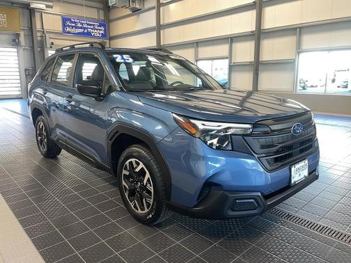 2025 Subaru Forester Base