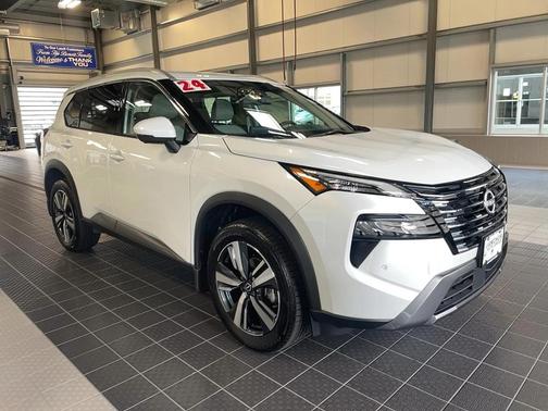 2024 Nissan Rogue SL