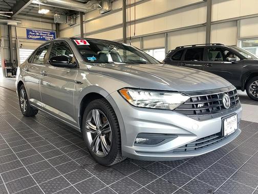 2019 Volkswagen Jetta 1.4T R-Line