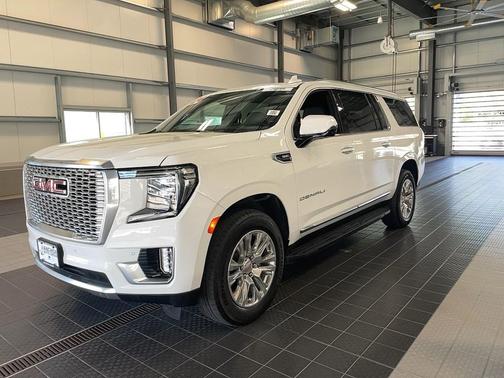 Summit White 2024 GMC Yukon XL Denali