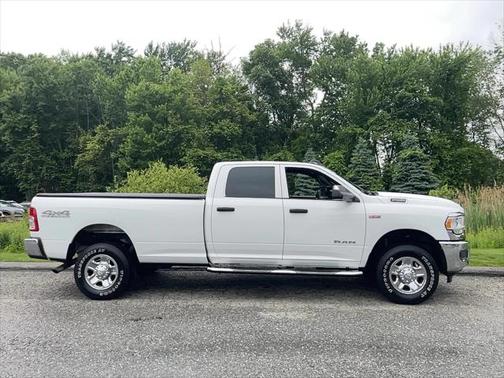 2021 RAM 2500 Tradesman Crew Cab 4x4 8' Box