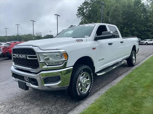 2021 RAM 2500 Tradesman Crew Cab 4x4 8' Box