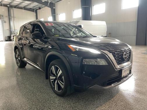 Super Black 2023 Nissan Rogue SL