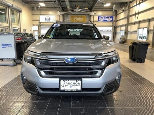 2025 Subaru Forester Hybrid Limited