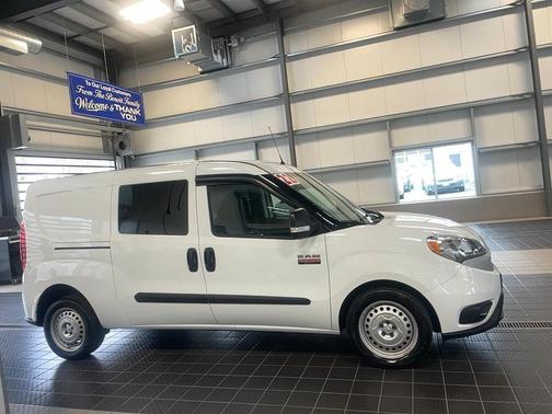 Bright White 2022 RAM ProMaster City Tradesman