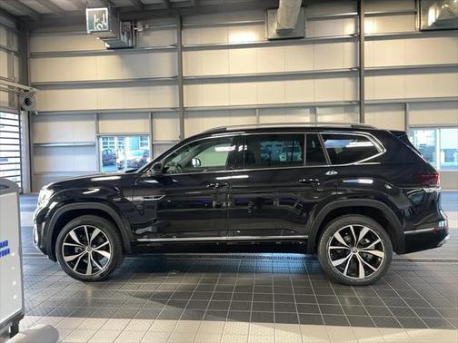 2024 Volkswagen Atlas 2.0T SEL Premium R-Line 4MOTION