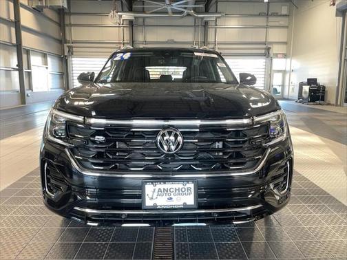 2024 Volkswagen Atlas 2.0T SEL Premium R-Line 4MOTION