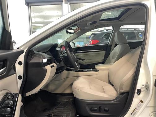2020 Nissan Altima 2.5 SV