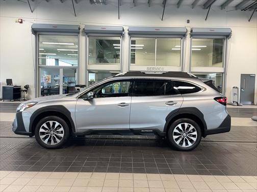2024 Subaru Outback Touring