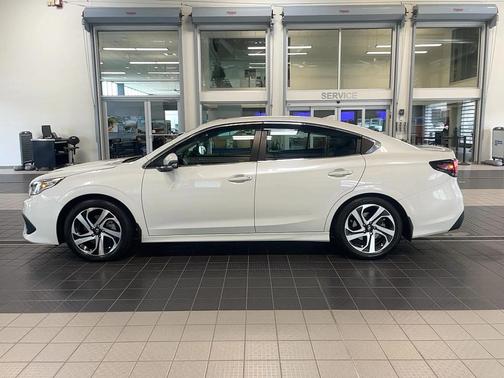 2022 Subaru Legacy Limited