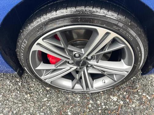 2025 Genesis G70 2.5T AWD