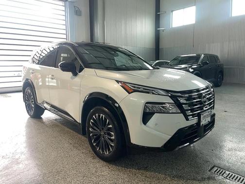 2025 Nissan Rogue Platinum