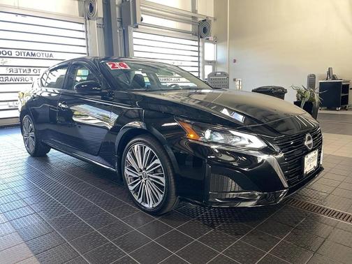 2024 Nissan Altima 2.5 SL