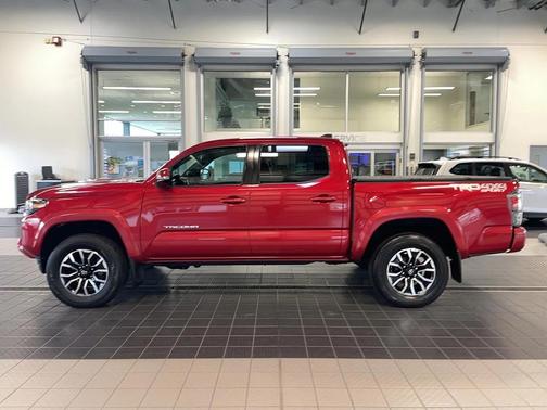 2021 Toyota Tacoma TRD Sport