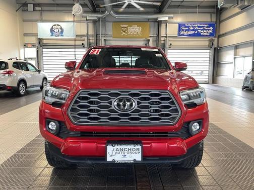 2021 Toyota Tacoma TRD Sport