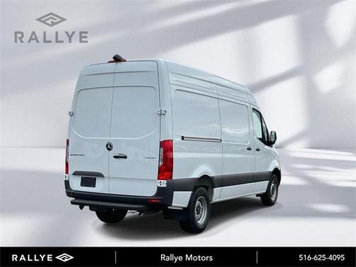 2025 Mercedes-Benz Sprinter 3500 144 WB Standard Roof Cargo