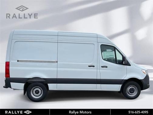 2025 Mercedes-Benz Sprinter 3500 144 WB Standard Roof Cargo