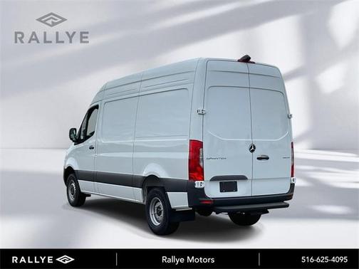 2025 Mercedes-Benz Sprinter 3500 144 WB Standard Roof Cargo
