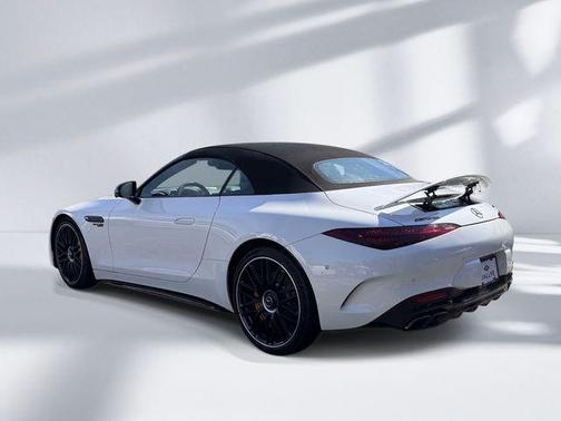 2022 Mercedes-Benz AMG SL 63 Base