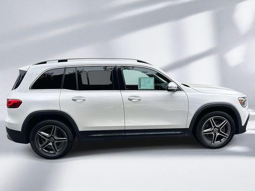 2022 Mercedes-Benz GLB 250 Base 4MATIC