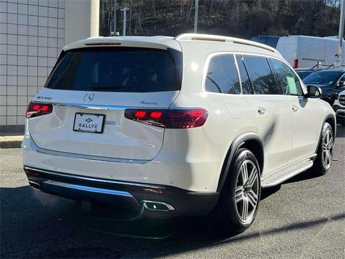 2025 Mercedes-Benz GLS 450 4MATIC