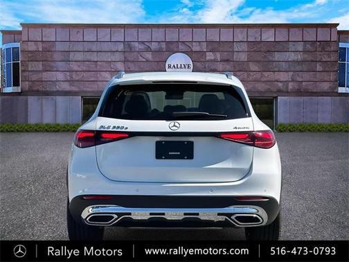 2025 Mercedes-Benz GLC 350e Base 4MATIC